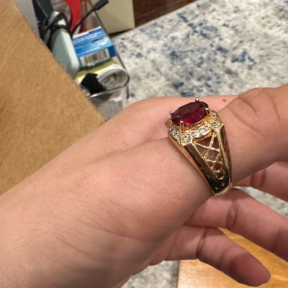 Men’s Gold Diamond Pave Ring with Red Gemstone size 10.5 11 - Picture 4 of 4
